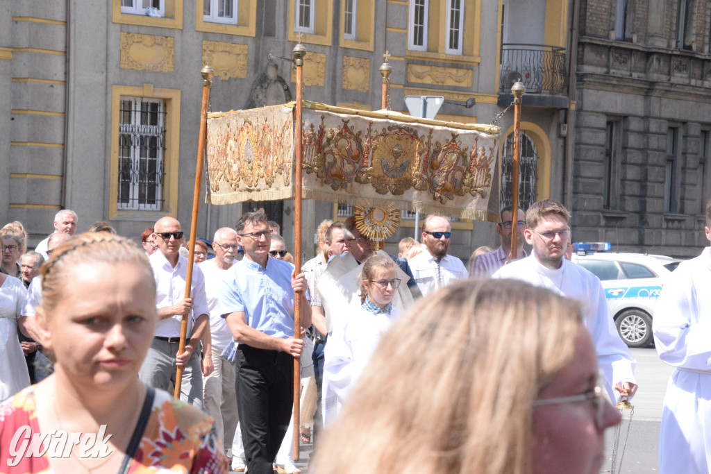 Tarnowskie Góry. Procesja Bożego Ciała. Jak zwykle liczna