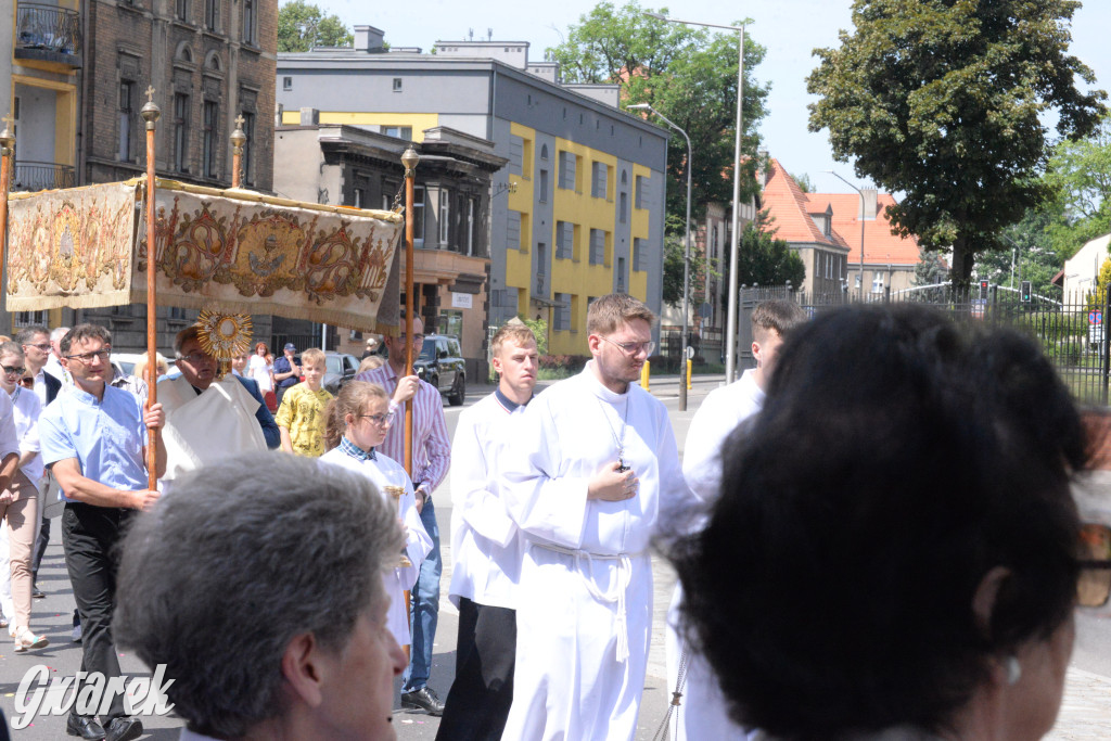 Tarnowskie Góry. Procesja Bożego Ciała. Jak zwykle liczna