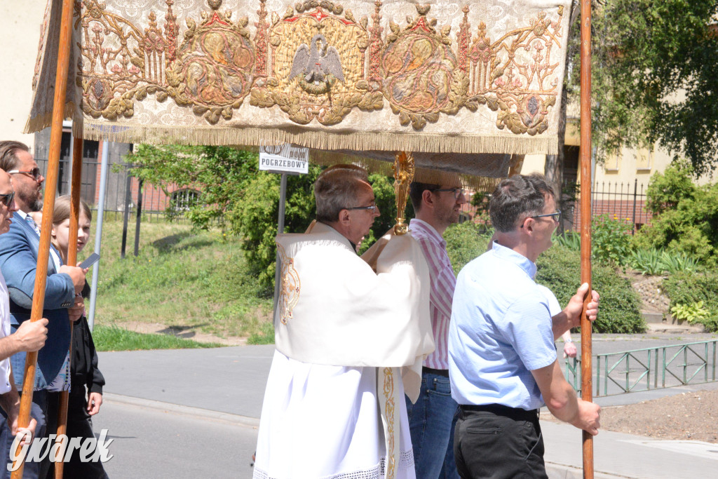 Tarnowskie Góry. Procesja Bożego Ciała. Jak zwykle liczna