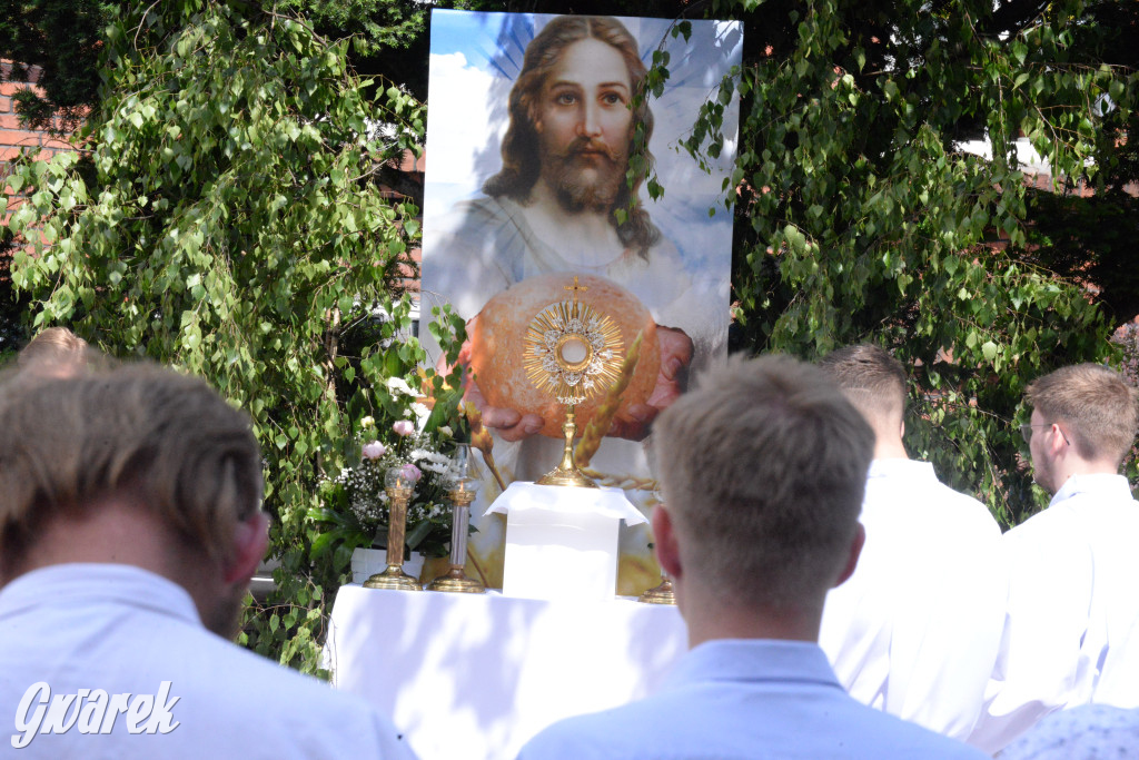 Tarnowskie Góry. Procesja Bożego Ciała. Jak zwykle liczna