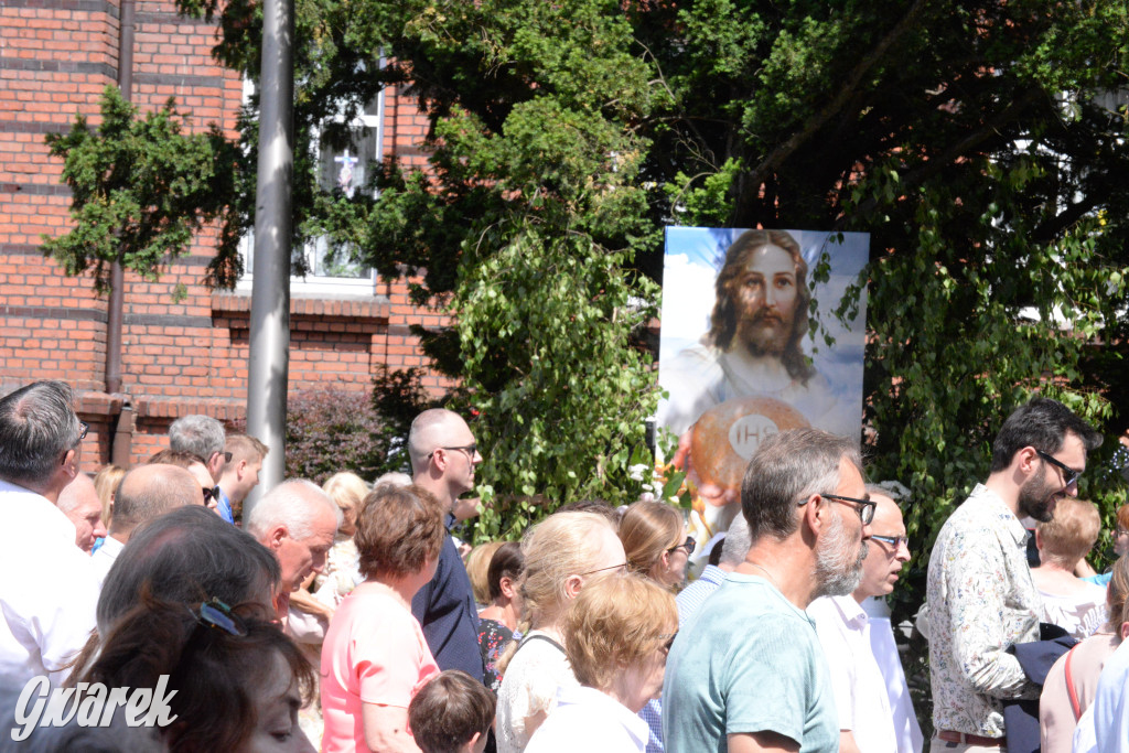 Tarnowskie Góry. Procesja Bożego Ciała. Jak zwykle liczna