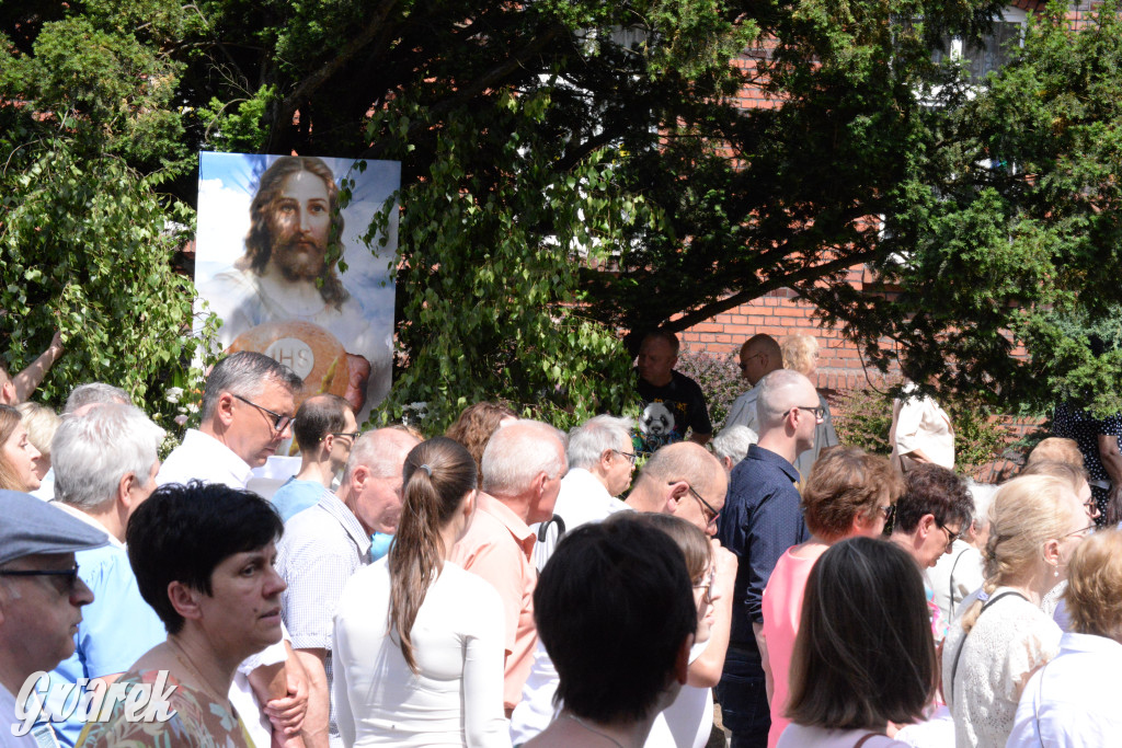 Tarnowskie Góry. Procesja Bożego Ciała. Jak zwykle liczna