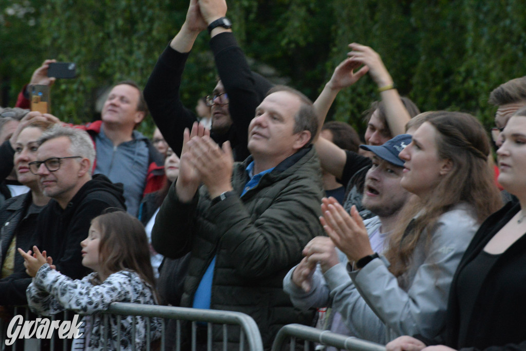 Industriada. Elektryczne Gitary w Tarnowskich Górach