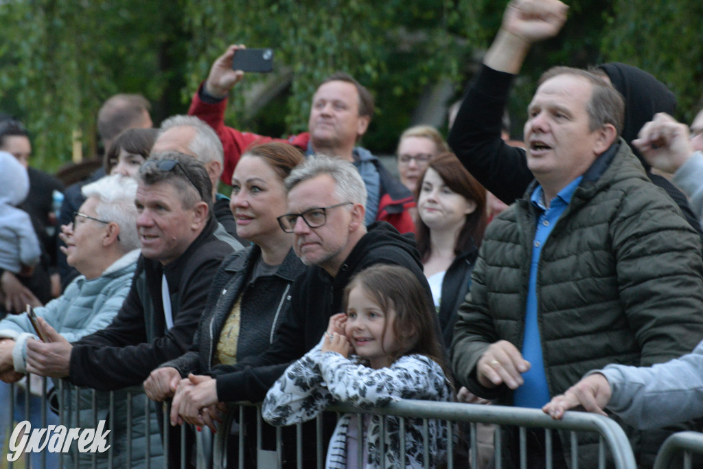 Industriada. Elektryczne Gitary w Tarnowskich Górach