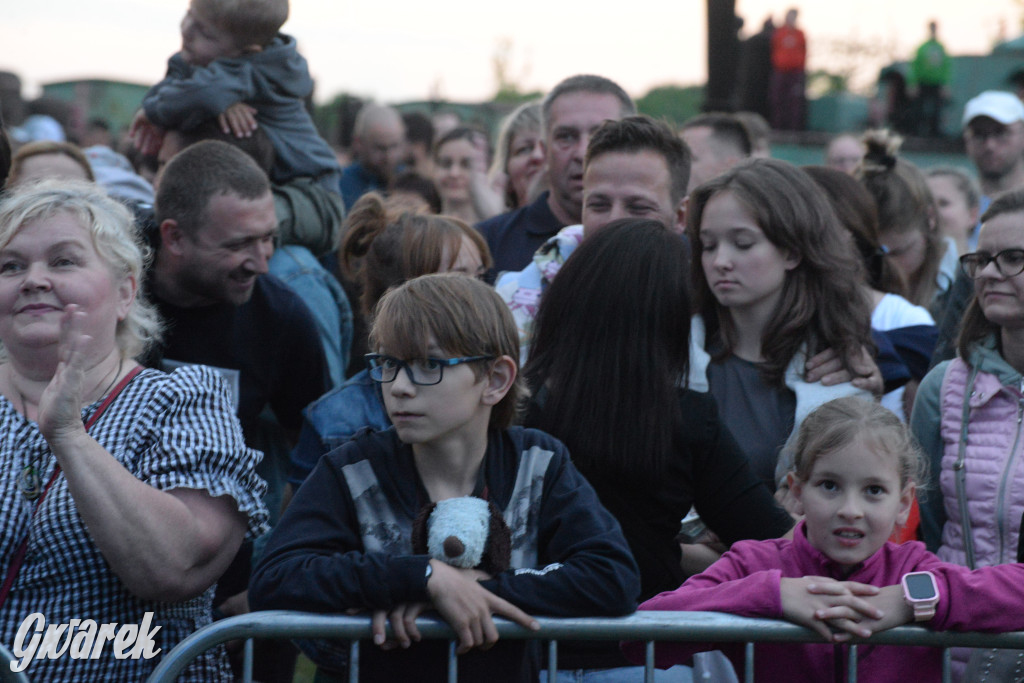 Industriada. Elektryczne Gitary w Tarnowskich Górach