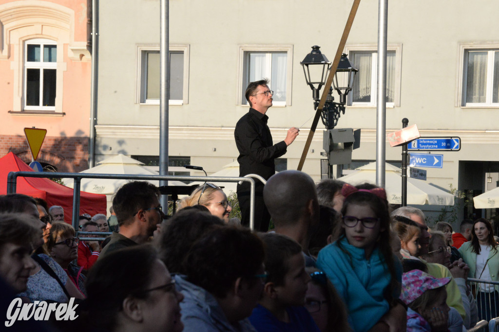 Tarnowskie Góry. Śląskie Smaki i zespół Śląsk