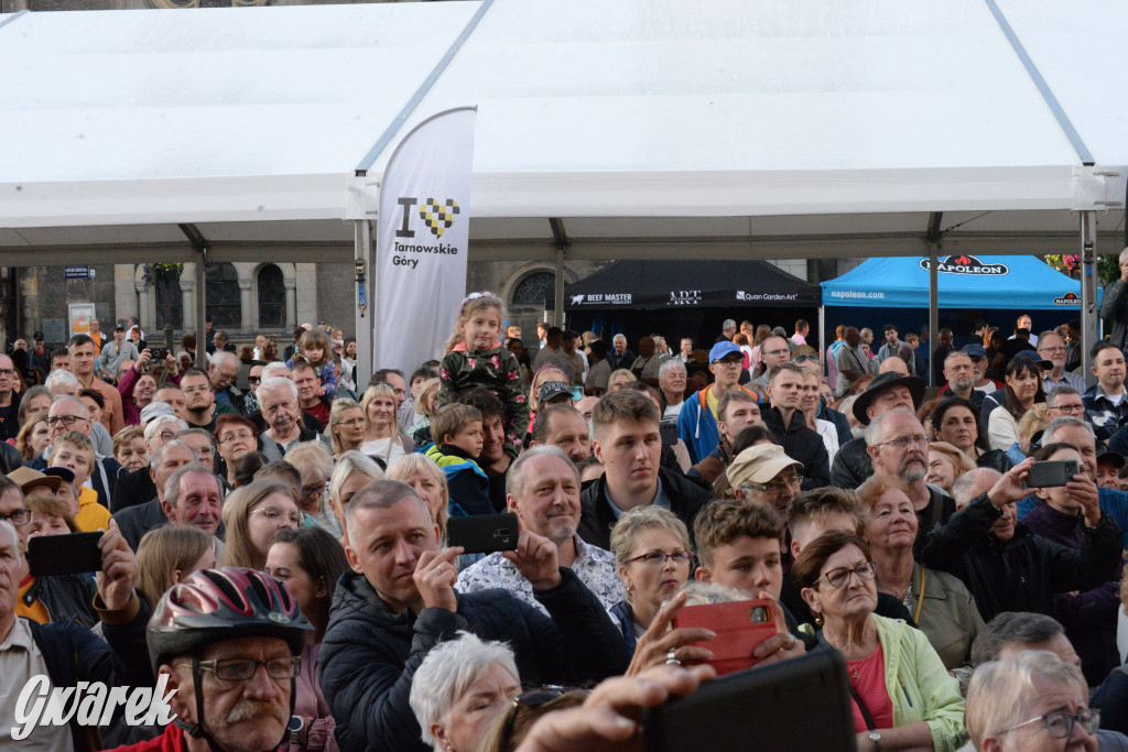 Tarnowskie Góry. Śląskie Smaki i zespół Śląsk