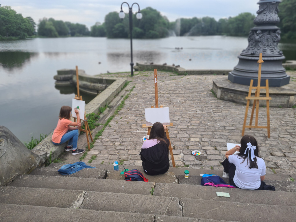 Kobiety - malarki i nasi zdolni uczniowie