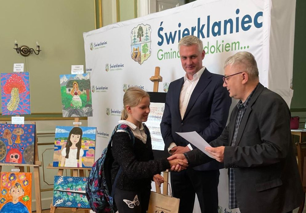 Kobiety - malarki i nasi zdolni uczniowie