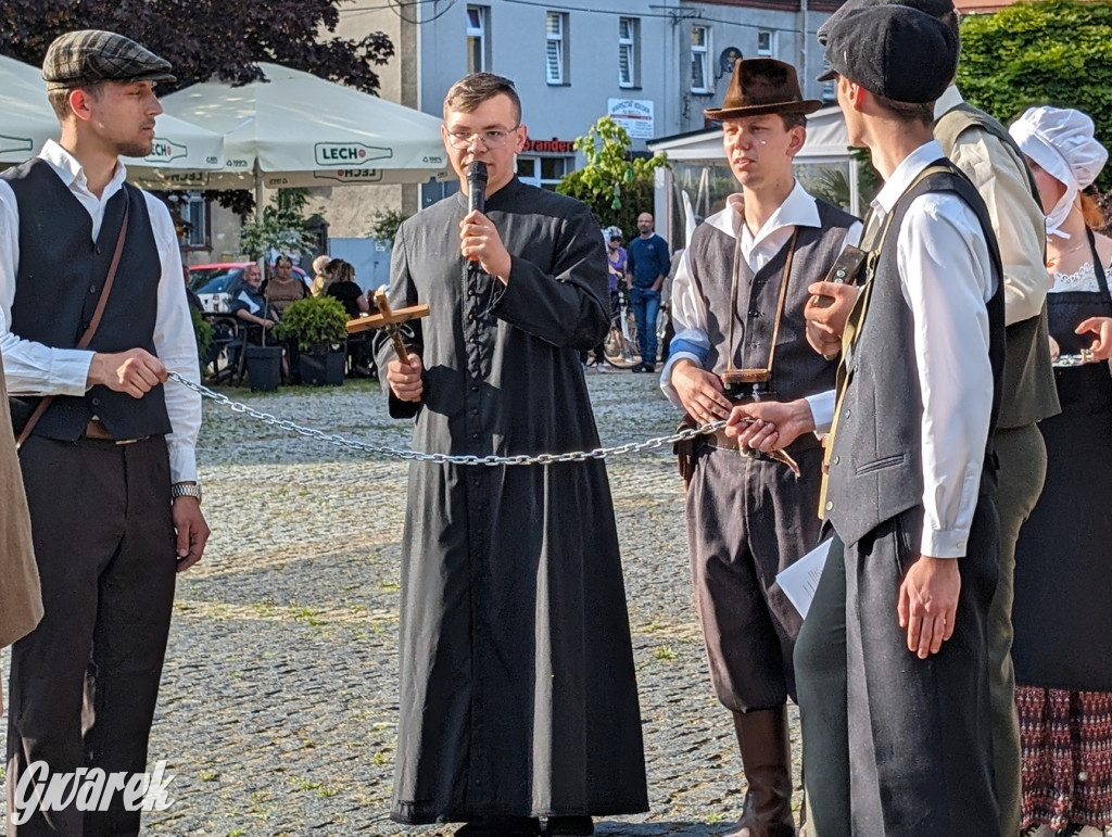 Inscenizacja Radzionkowskiej Drużyny Piechoty Zmechanizowanej