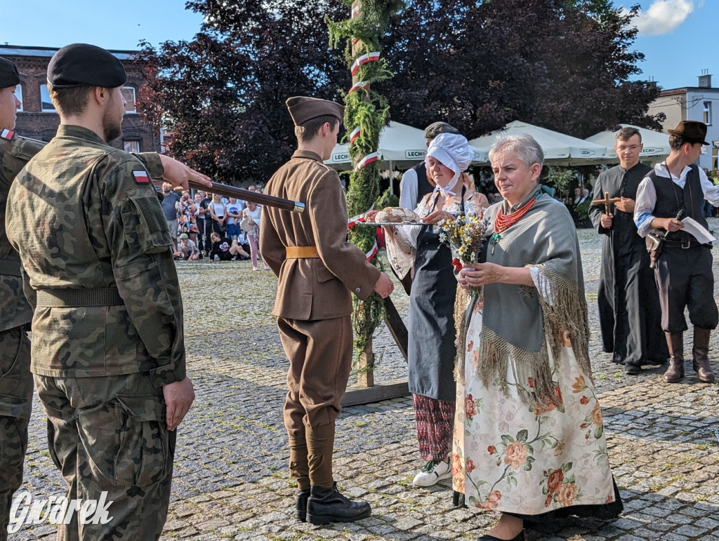 Inscenizacja Radzionkowskiej Drużyny Piechoty Zmechanizowanej