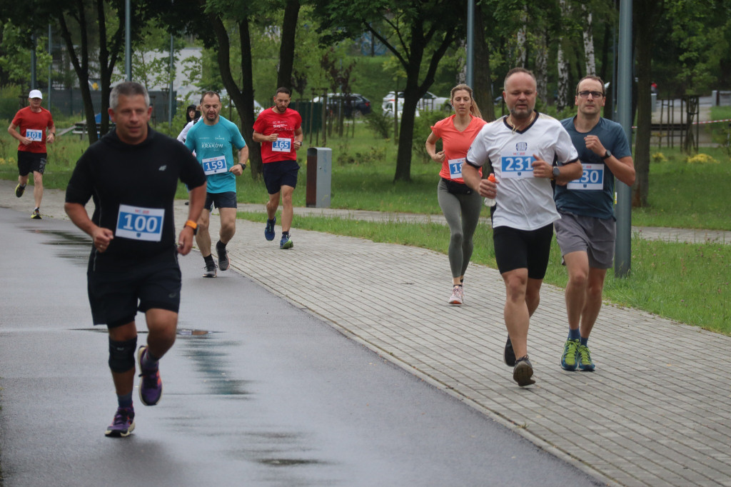 Deszcz nie był wymówką. Biegowe GP w Brzozowicach