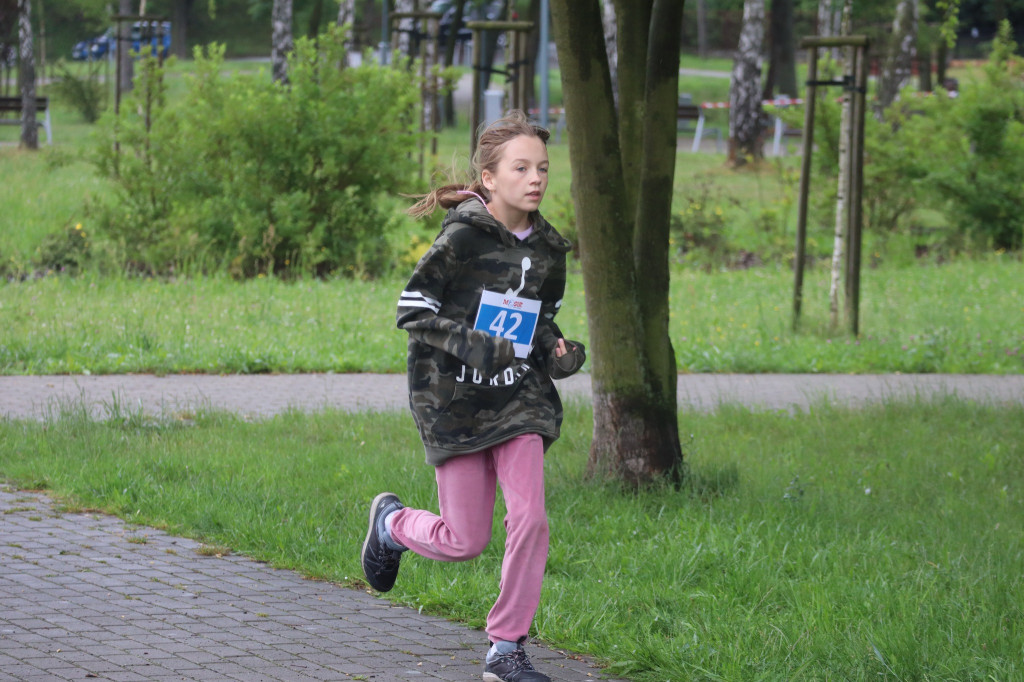 Deszcz nie był wymówką. Biegowe GP w Brzozowicach