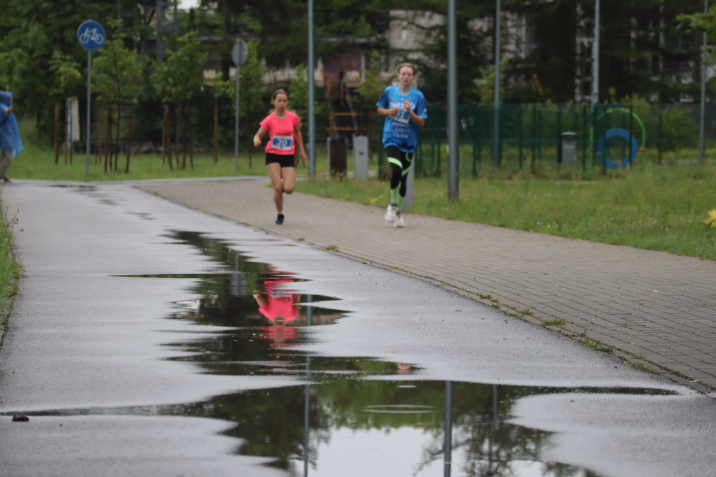 Deszcz nie był wymówką. Biegowe GP w Brzozowicach