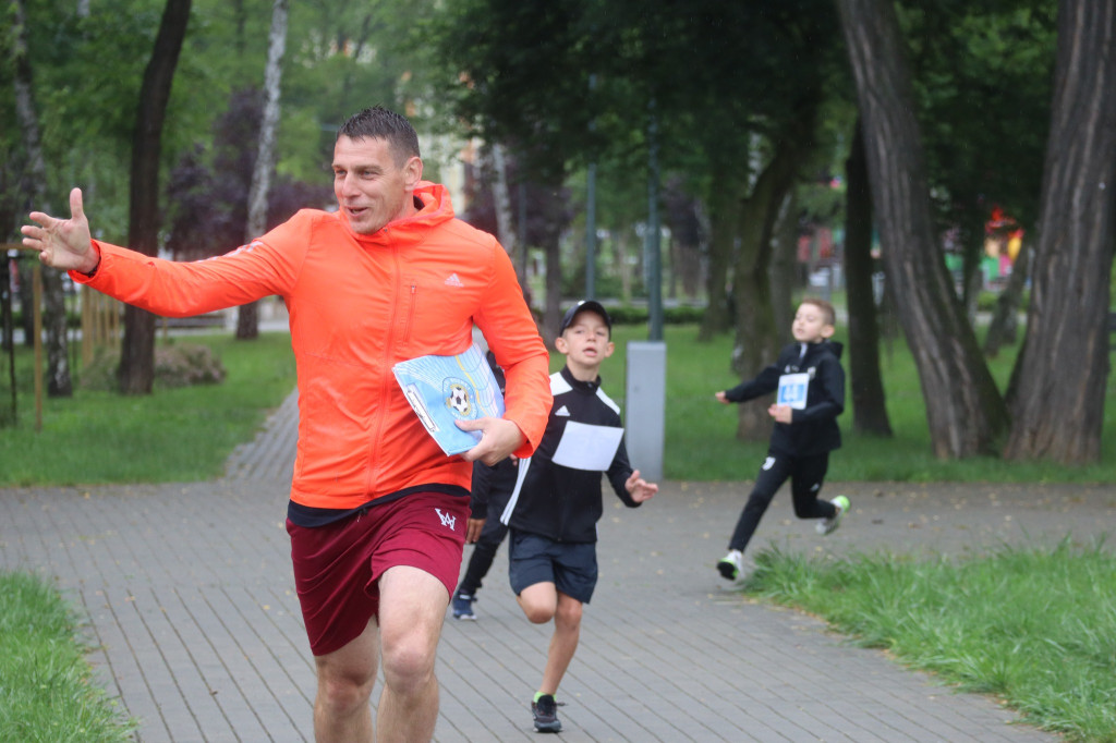 Deszcz nie był wymówką. Biegowe GP w Brzozowicach