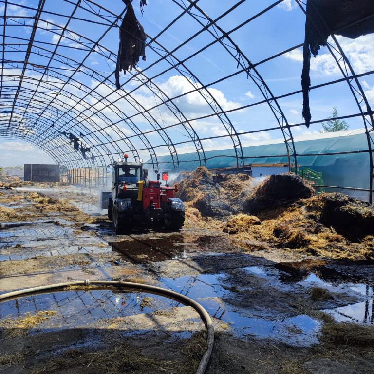 Powiat tarnogórski. Pożar w ośrodku jeździeckim