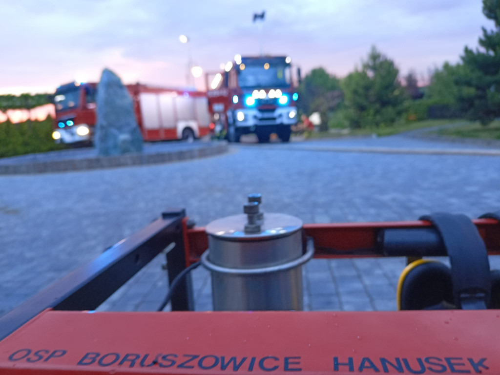 Powiat tarnogórski. Pożar w ośrodku jeździeckim