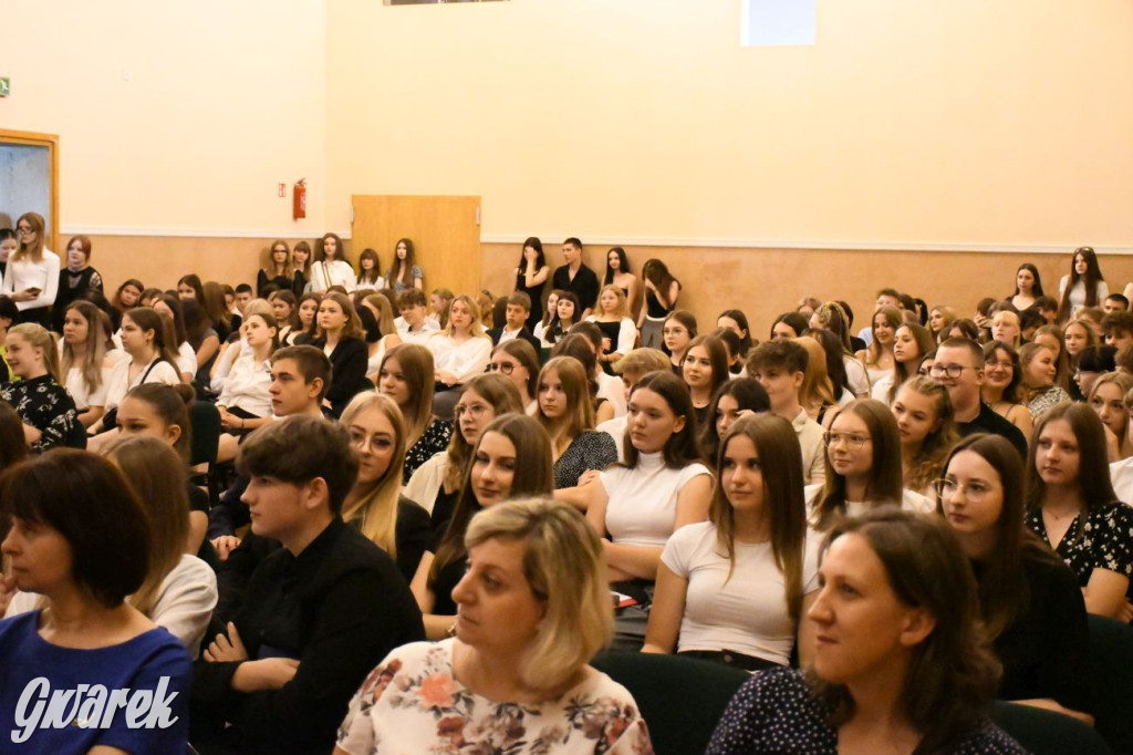 Uczniowie Chemika zakończyli rok szkolny [FOTO]