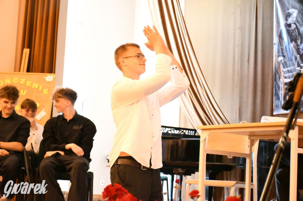 Uczniowie Chemika zakończyli rok szkolny [FOTO]