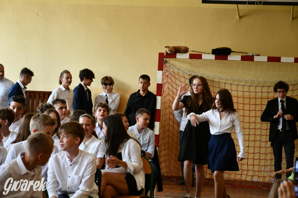 Bobrowniki Śląskie. Zakończenie roku i pożegnanie