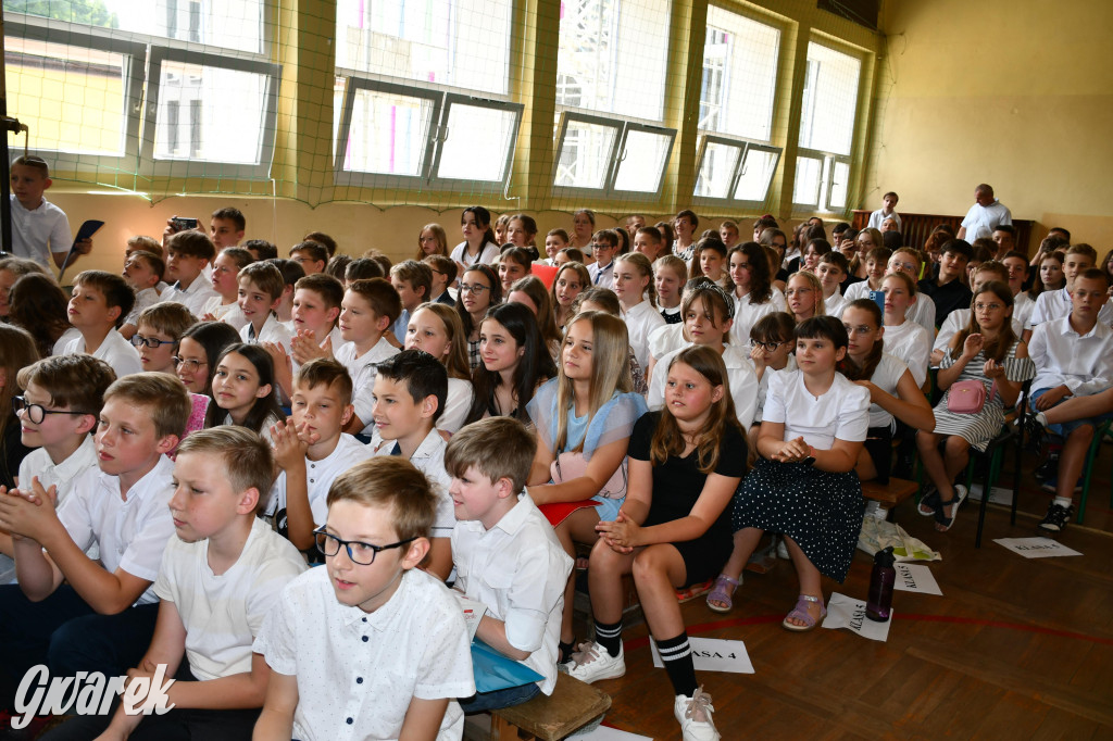 Bobrowniki Śląskie. Zakończenie roku i pożegnanie