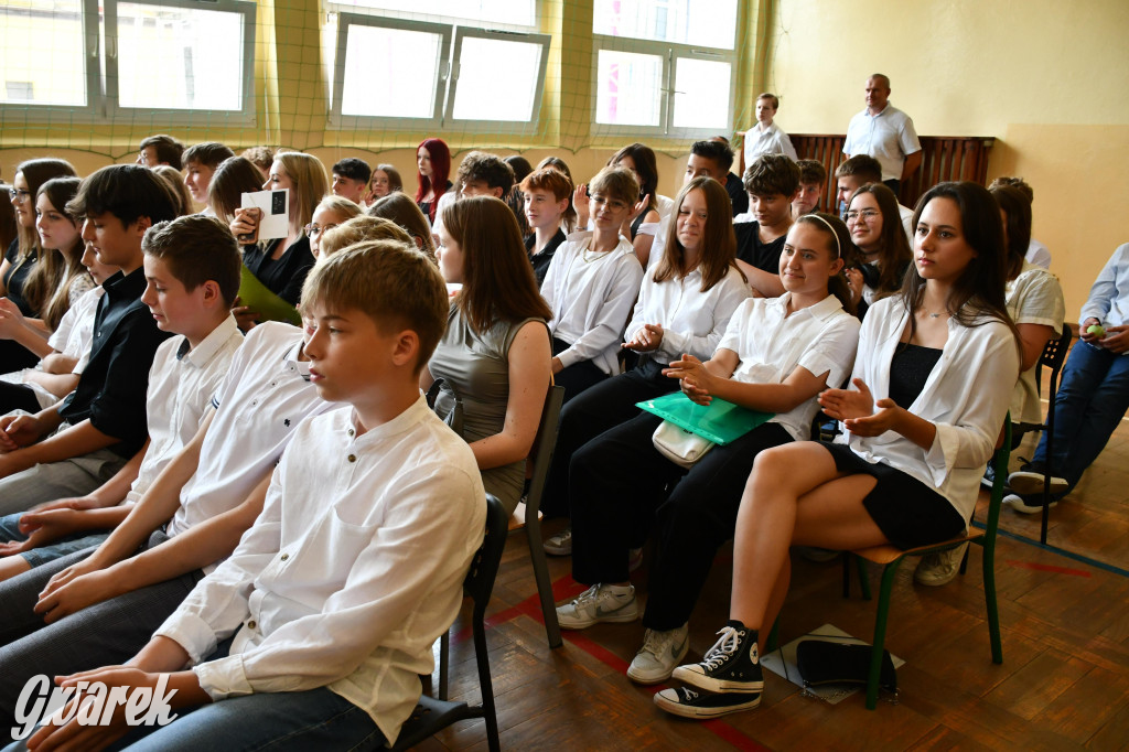 Bobrowniki Śląskie. Zakończenie roku i pożegnanie