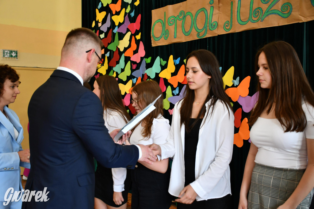 Bobrowniki Śląskie. Zakończenie roku i pożegnanie