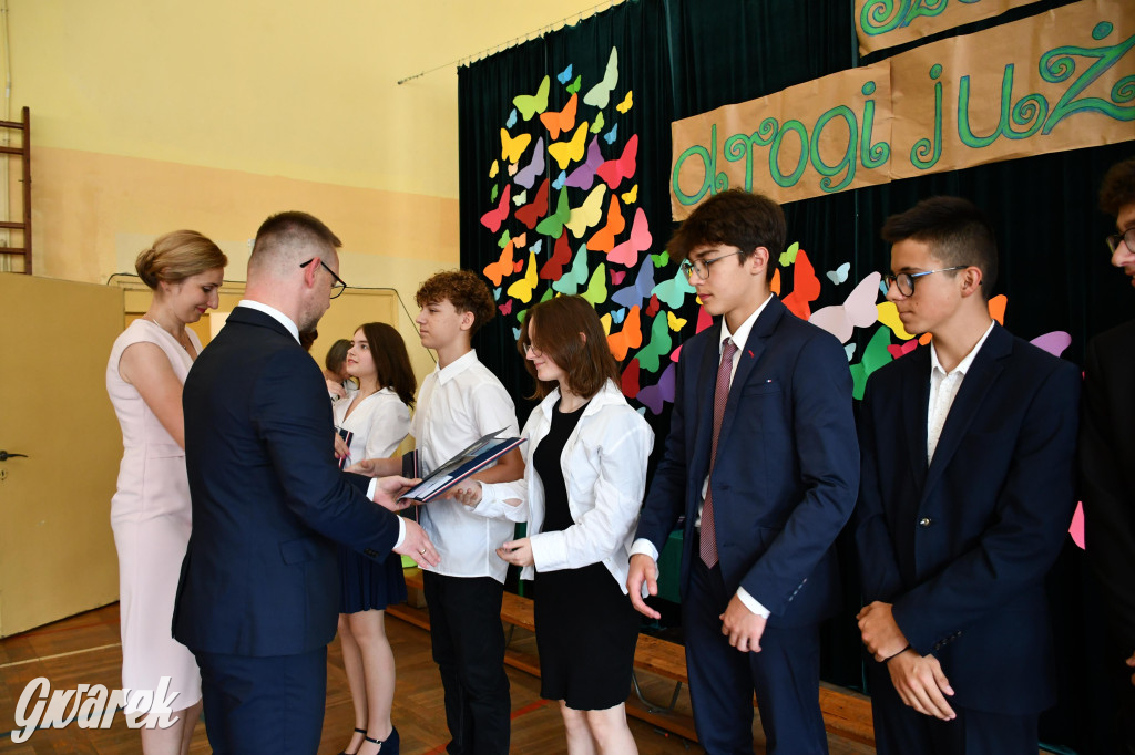 Bobrowniki Śląskie. Zakończenie roku i pożegnanie