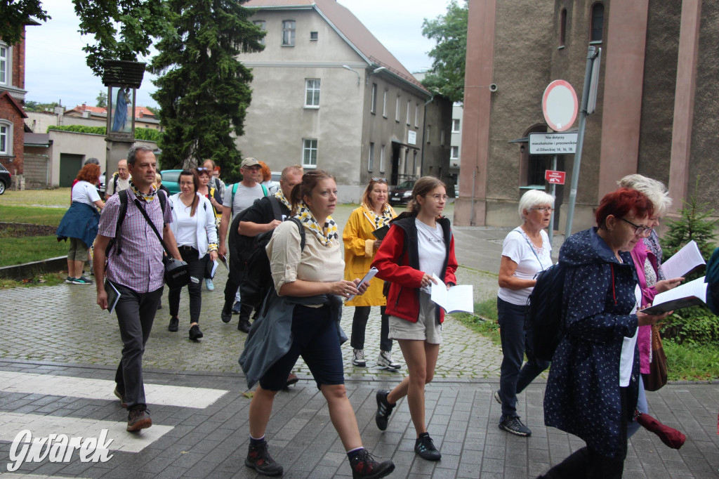 Tarnowskie Góry. Ślubowana pielgrzymka do Piekar Śląskich [FOTO]