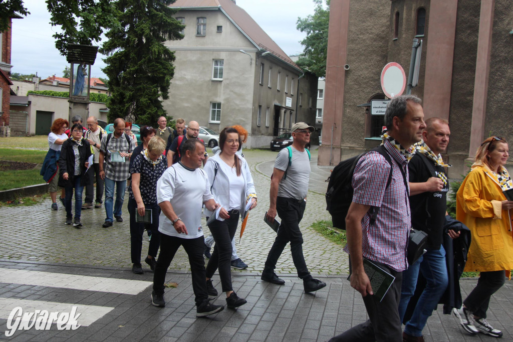 Tarnowskie Góry. Ślubowana pielgrzymka do Piekar Śląskich [FOTO]