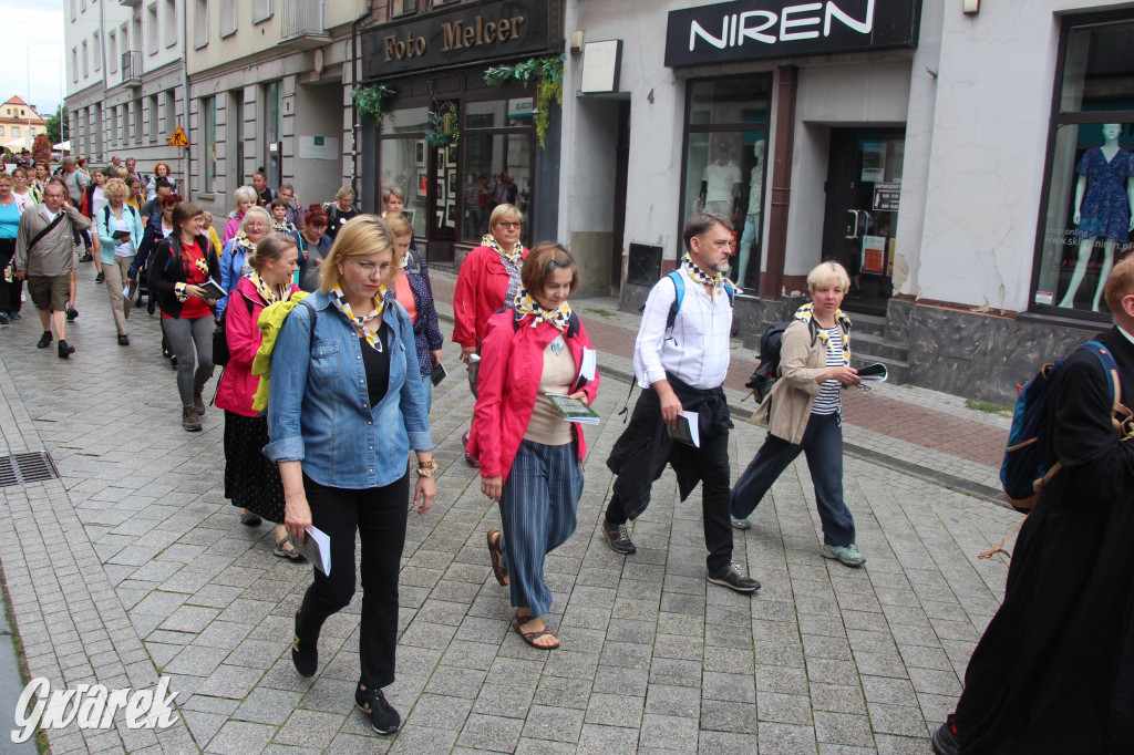 Tarnowskie Góry. Ślubowana pielgrzymka do Piekar Śląskich [FOTO]