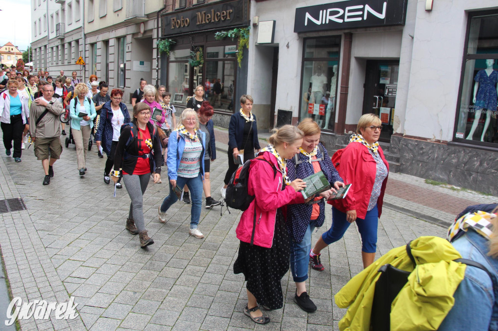 Tarnowskie Góry. Ślubowana pielgrzymka do Piekar Śląskich [FOTO]