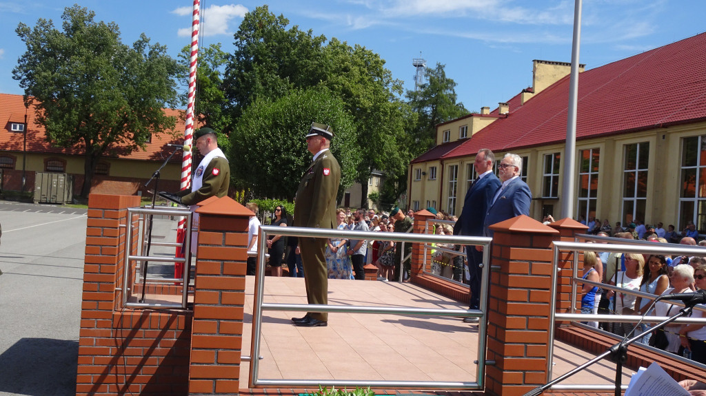 Tarnowskie Góry. Uroczysta przysięga w  5. Pułku Chemicznym [FOTO]