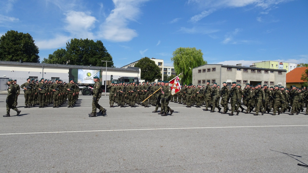 Tarnowskie Góry. Uroczysta przysięga w  5. Pułku Chemicznym [FOTO]