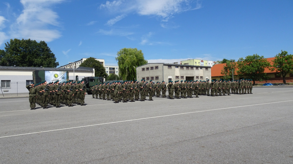 Tarnowskie Góry. Uroczysta przysięga w  5. Pułku Chemicznym [FOTO]