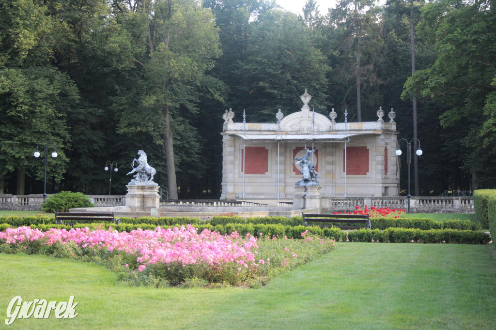 Park w Świerklańcu. Miejsce w sam raz na upały [FOTO]