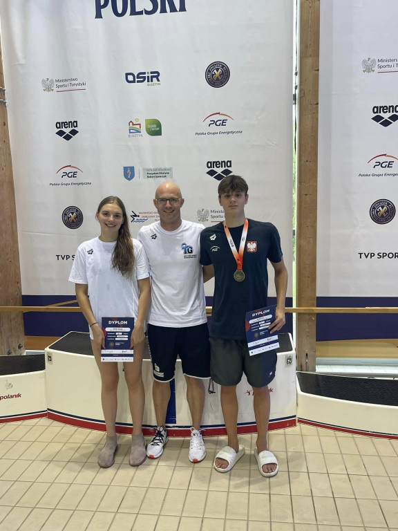 Dwa złote medale, rekord Polski i finały. Sukces MKS Park Wodny