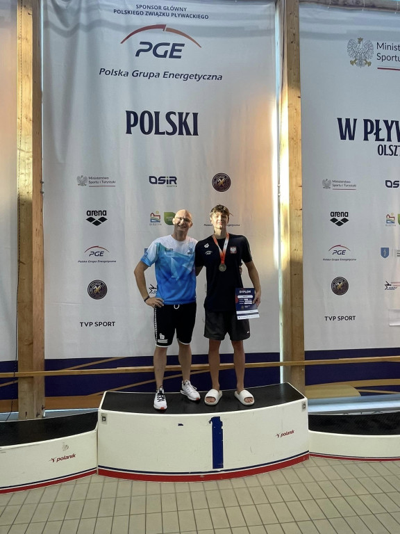 Dwa złote medale, rekord Polski i finały. Sukces MKS Park Wodny