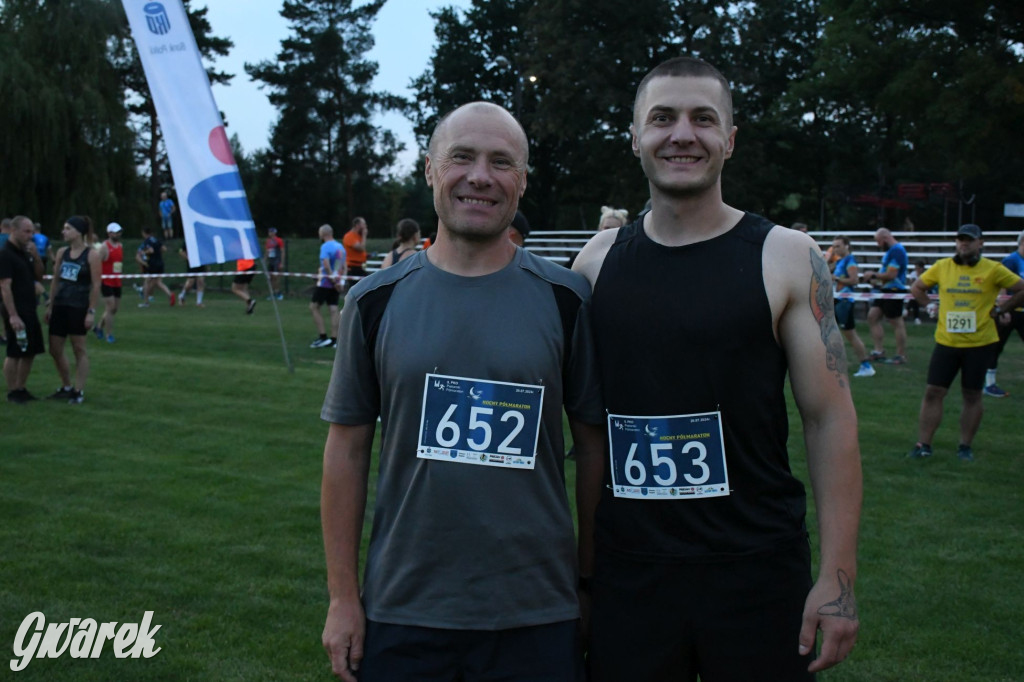 Prawie 1200 zawodników na piekarskim półmaratonie