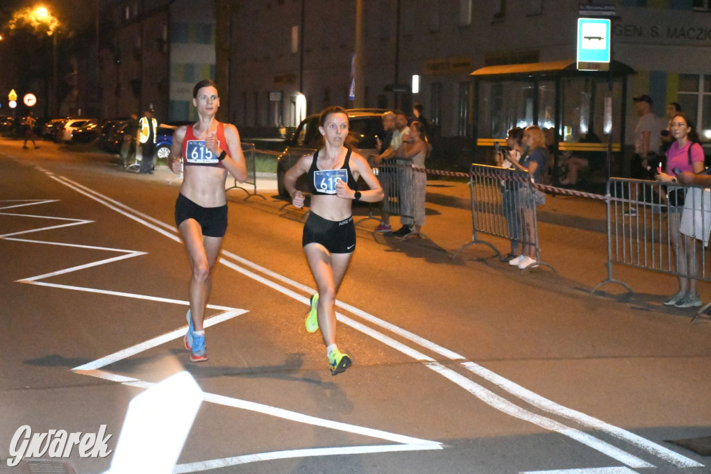 Prawie 1200 zawodników na piekarskim półmaratonie