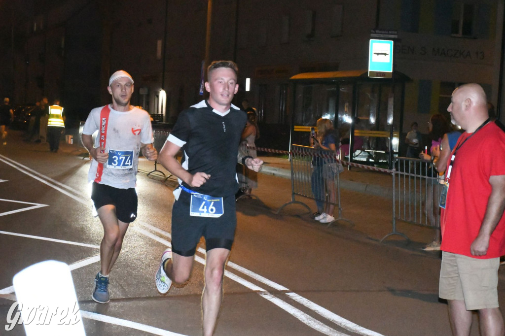 Prawie 1200 zawodników na piekarskim półmaratonie