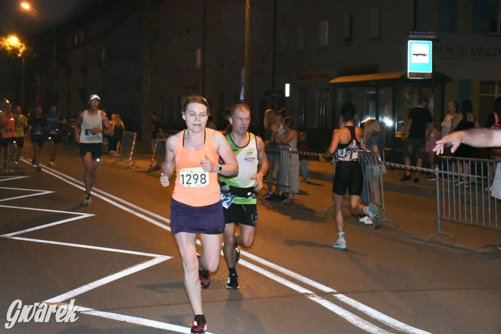 Prawie 1200 zawodników na piekarskim półmaratonie