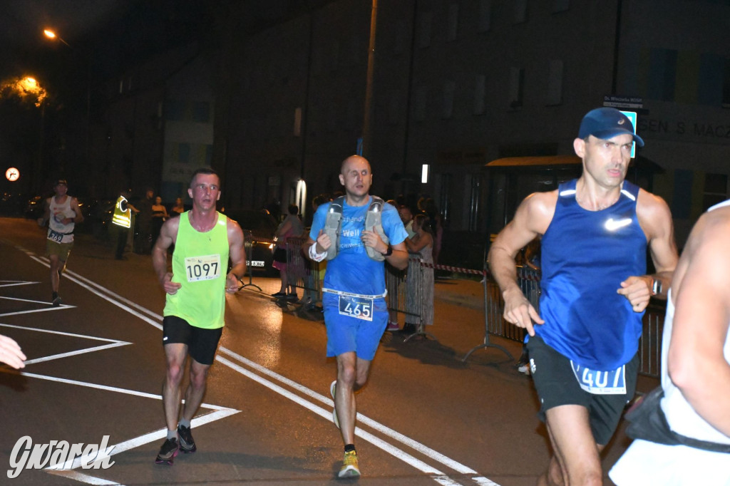 Prawie 1200 zawodników na piekarskim półmaratonie