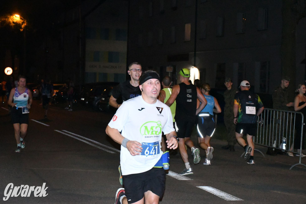 Prawie 1200 zawodników na piekarskim półmaratonie