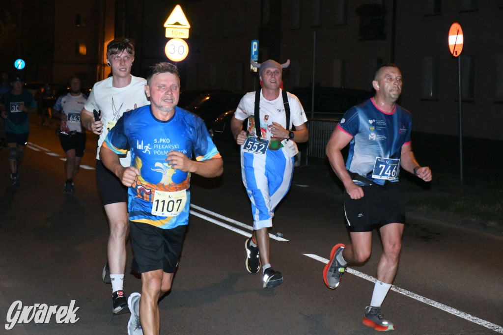 Prawie 1200 zawodników na piekarskim półmaratonie