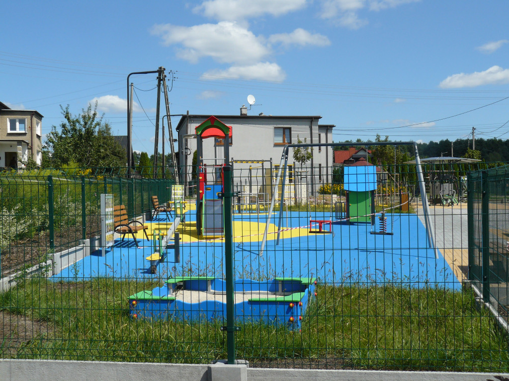 Plac zabaw w Pniowcu wciąż zamknięty