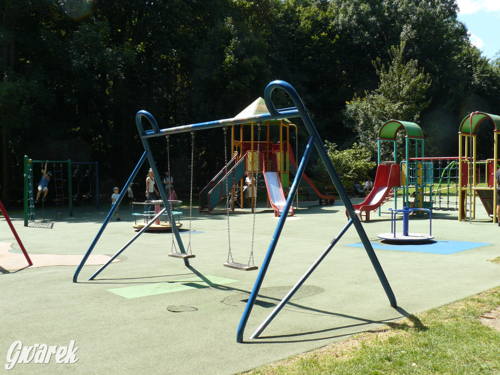 Place zabaw. Na który stawiacie?