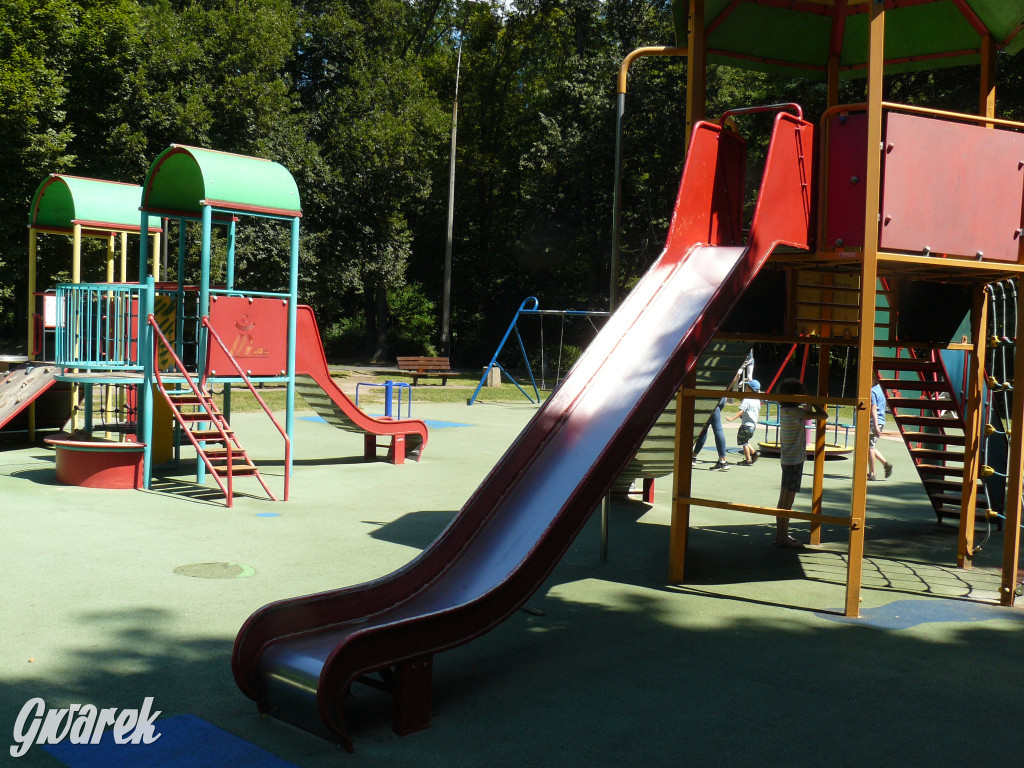 Place zabaw. Na który stawiacie?