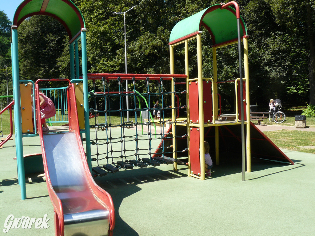 Place zabaw. Na który stawiacie?