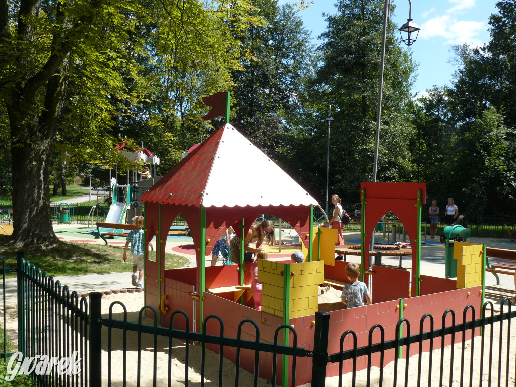 Place zabaw. Na który stawiacie?